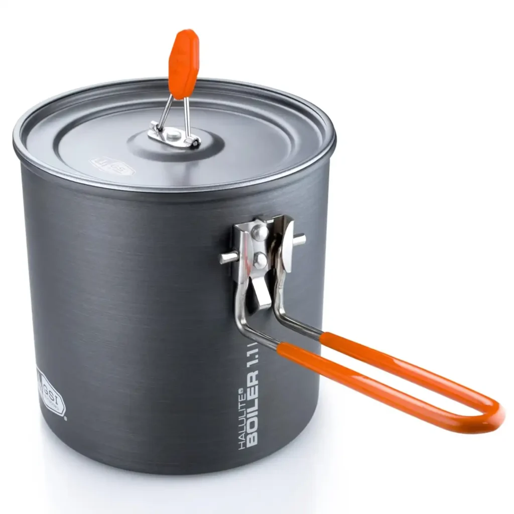 GSI Outdoors Pinnacle Dualist HS camping pot with integrated heat exchanger base.